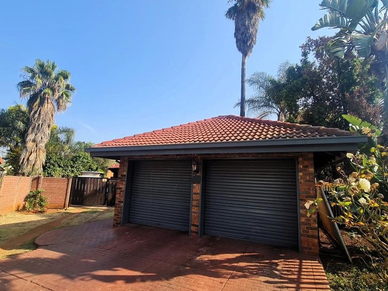 Family Home with Space to Grow. - Photo 2