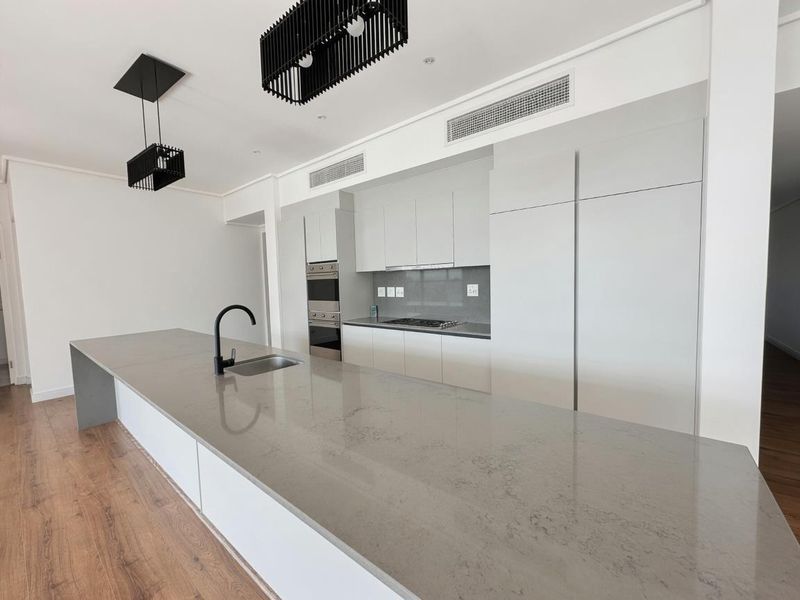 PENTHOUSE 5 BEDROOM APARTMENT FOR SALE IN BRYANSTON - Photo 2