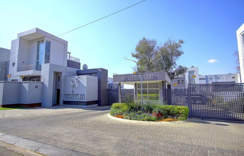 Elegant Duplex Living in Prime Morningside 2 bedroom