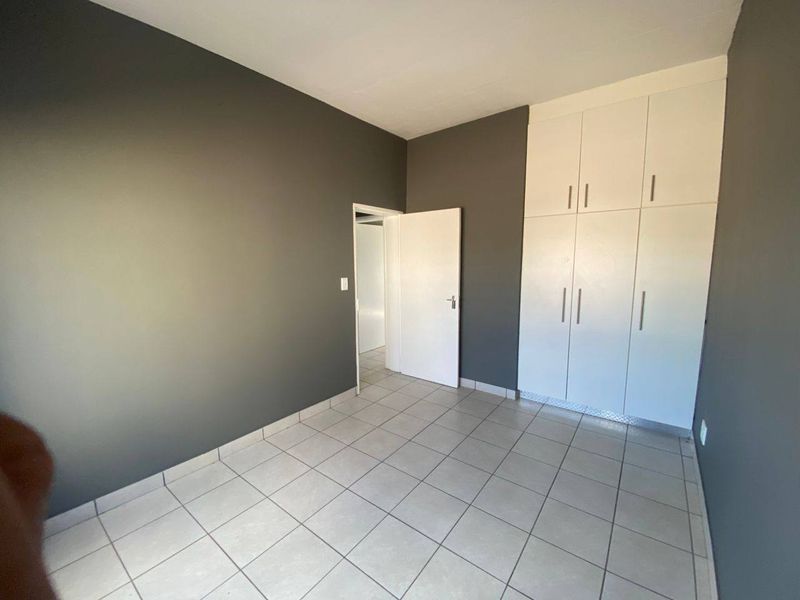 2 Bedroom Townhouse For Sale in Okahandja - Photo 5