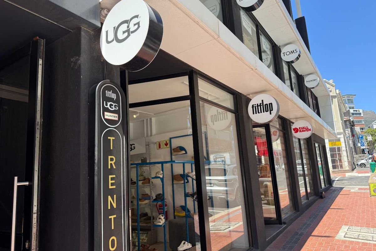 65m2 prime retail site for upmarket lifestyle brand or cafe to let - Photo 5