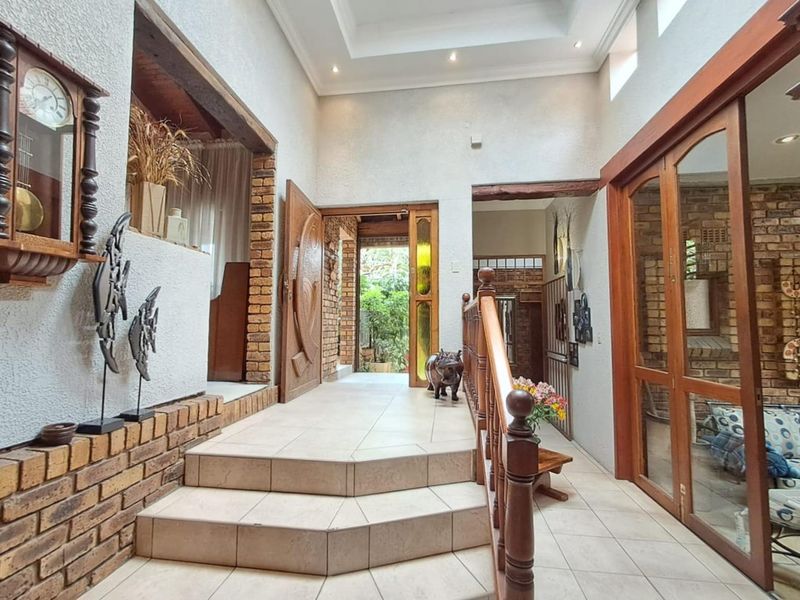 3 Bedroom Home for Sale in Mulbarton - Photo 3