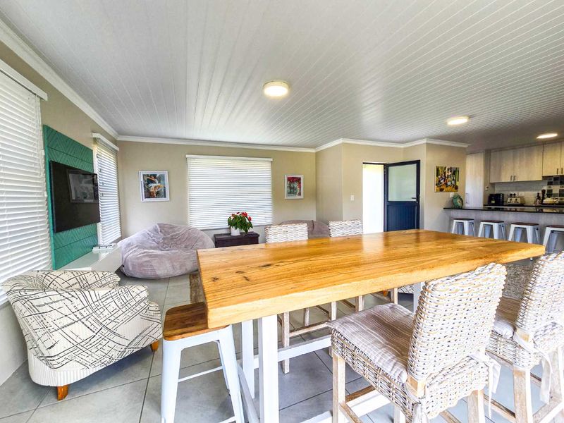 Charming family home for sale in Stilbaai-Wes. - Photo 10
