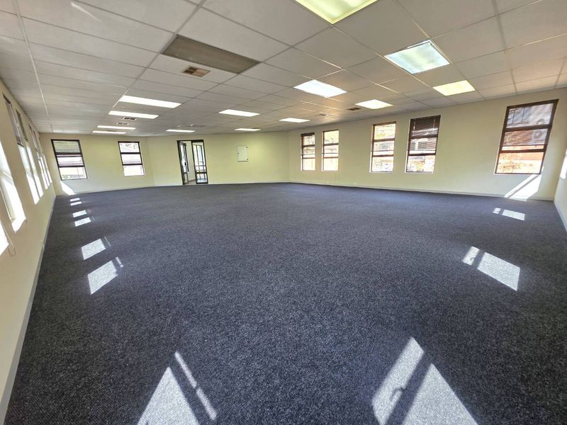 Modern Two-Level Office Space to Let in Prime Derby Downs - Photo 4
