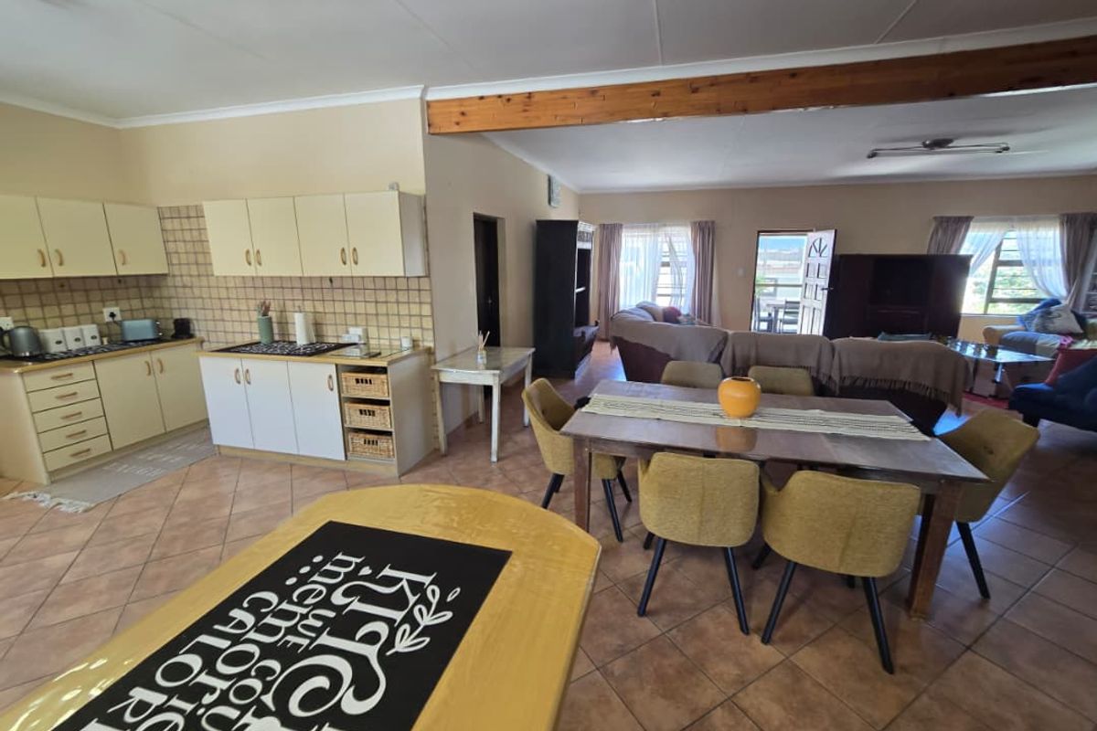 Henties Home - Photo 2