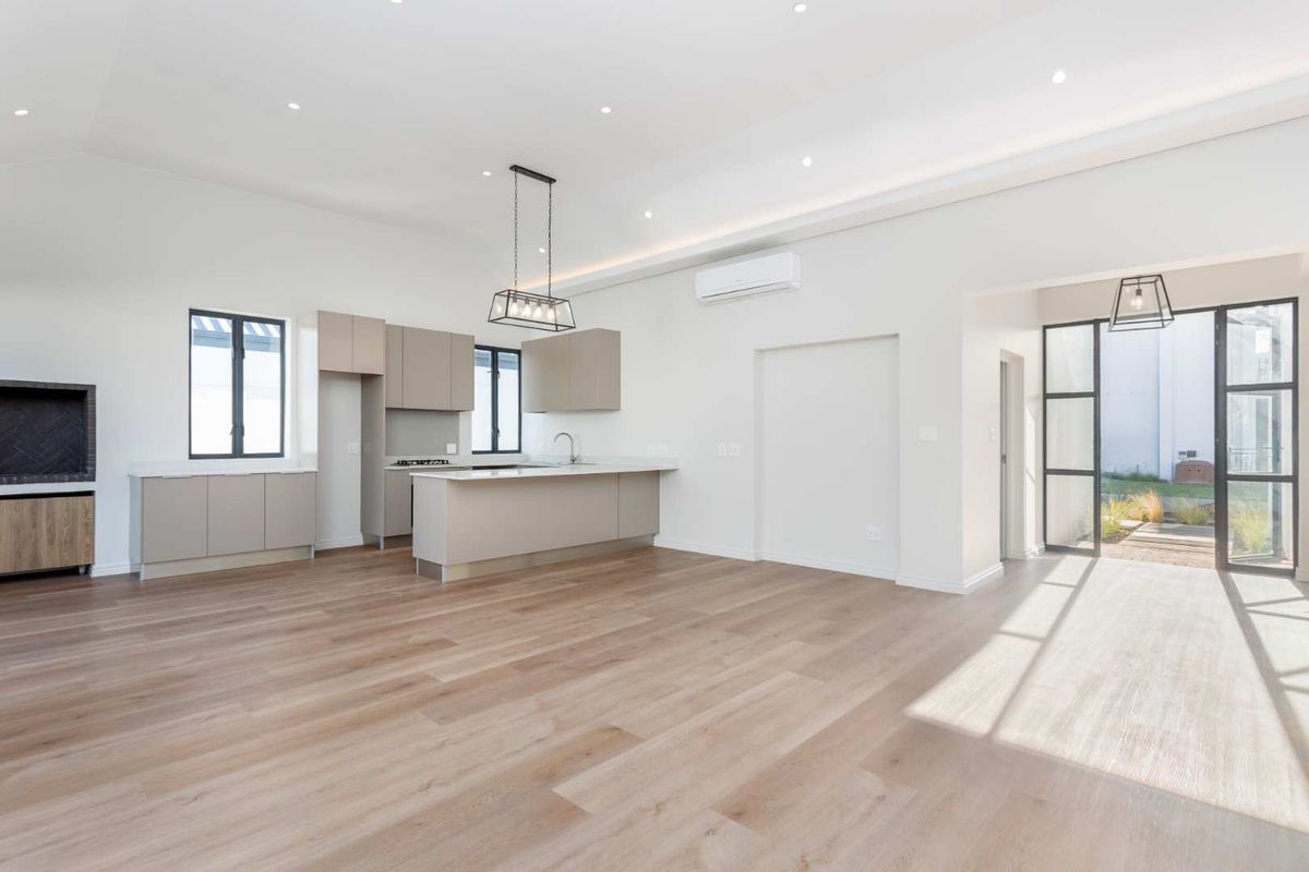 Modern Winelands Living in a Thoughtfully Designed Three-Bedroom Home - Photo 2