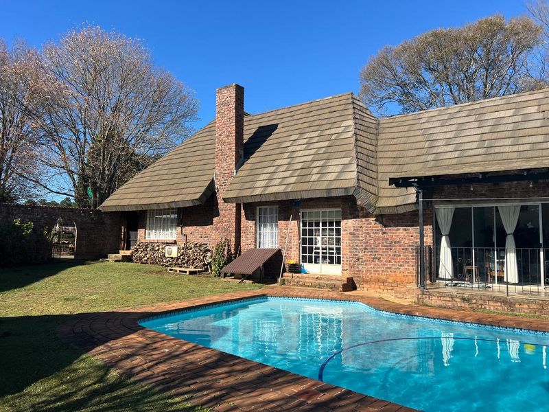 Spacious Country Home with Workshop and Spectacular Midmar Dam Views in Tweedie - Photo 6