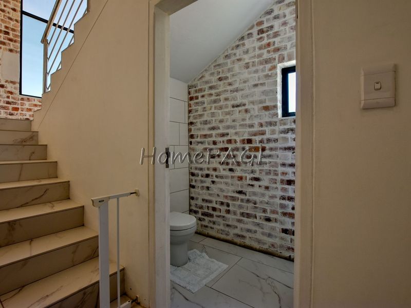 Dunes (Border with Kramersdorf):  Beautiful, Spacious, Upmarket 5 Bedr Home is for Sale - Photo 10