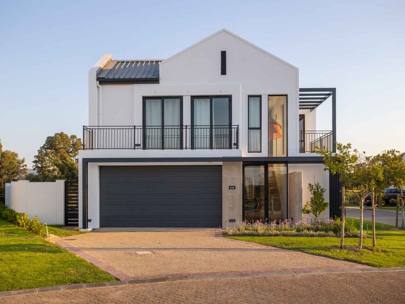 A Contemporary Home Designed for Modern Living at Paarl Valleij Lifestyle Estate & Farm - Photo 3