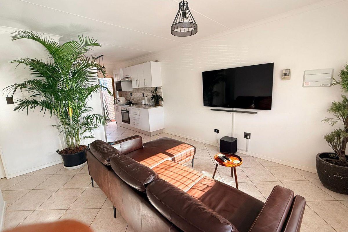 2 BEDROOM APARTMENT FOR SALE - HOCHLAND PARK - Photo 5