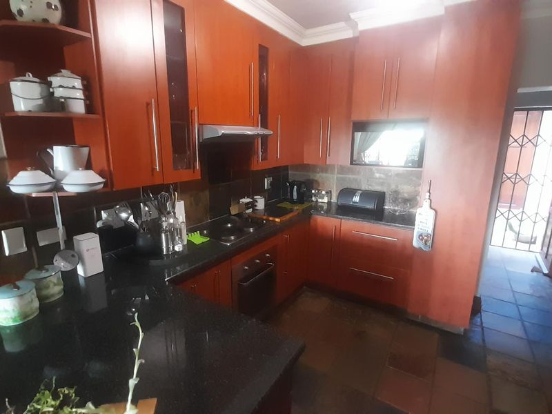 "Your Dream Home Awaits: 2-Bedroom Apartment in Melodie Waters" - Photo 8