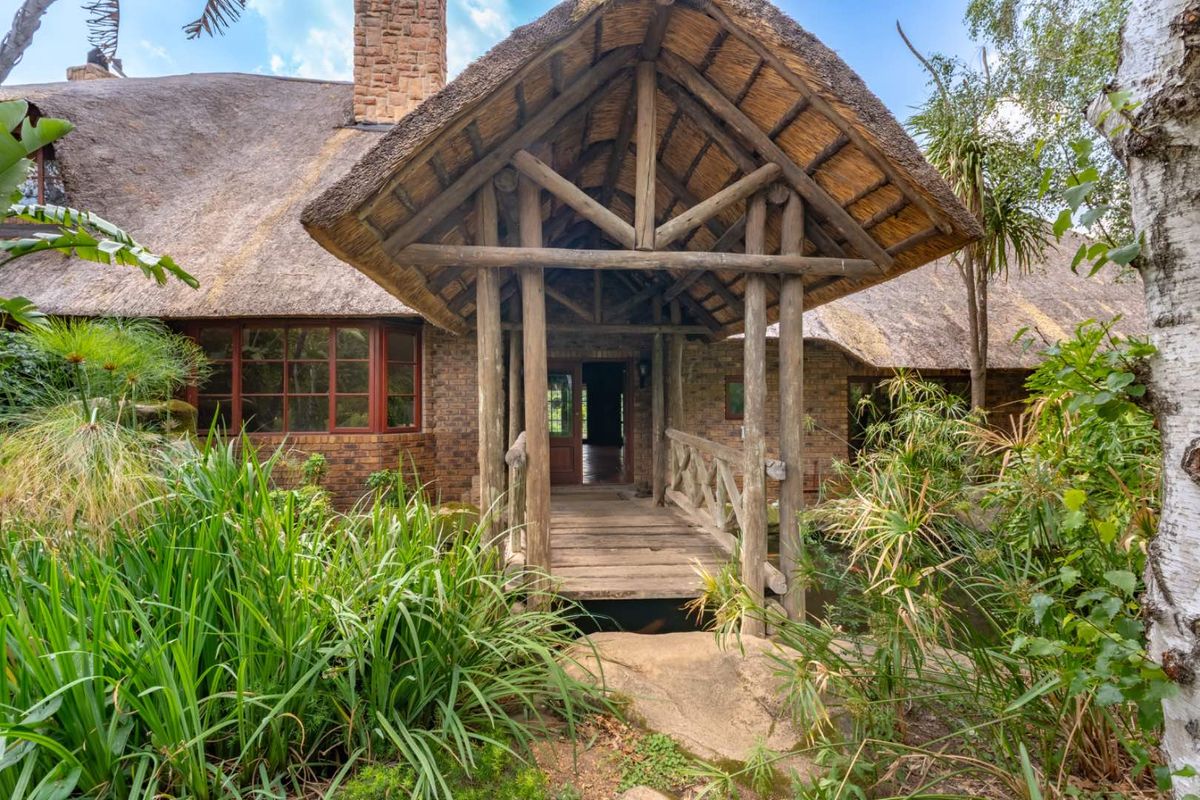 Exquisite Equestrian Estate for Rent in Beaulieu - Photo 2