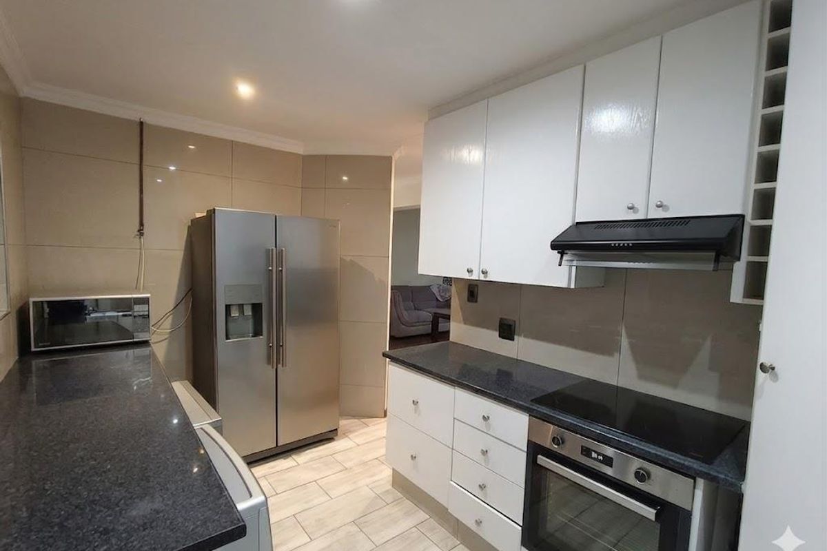 Modern Family Living in a Secure and Sought-After Complex - Photo 4