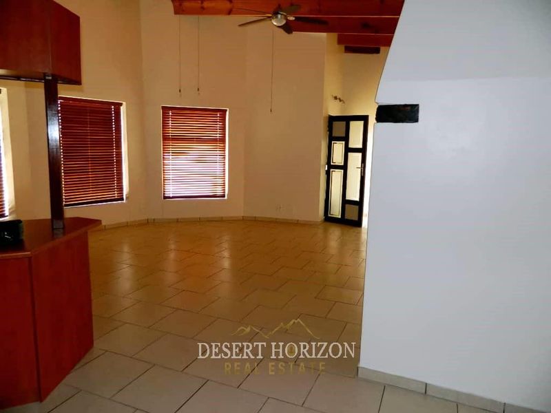 HENTIES BAY, SOUTH DUNE, | 4 BEDROOM HOUSE FOR SALE - Photo 3