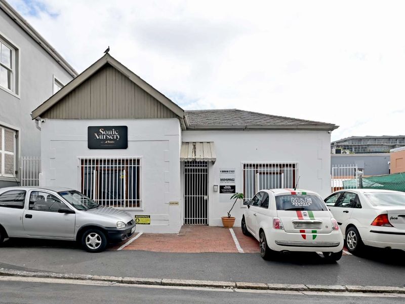 Exceptional Opportunity - Commercial building in Gardens - Photo 2