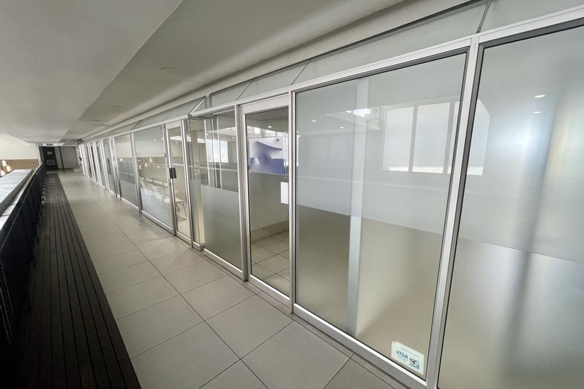 Hendra - Prime 53m2 Medical / Professional Office To Let in Umhlanga Mall - Photo 2