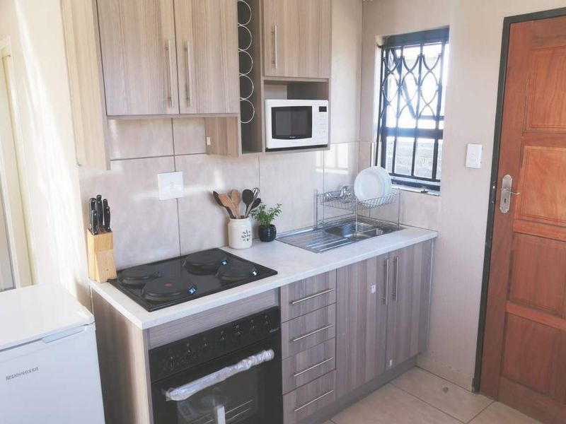 NEW DEVELOPMENT, ALL COSTS INCLUDED, FULL TITLE STANDS. NO DEPOSITS / 100% BONDS (dependent on client profile) - Photo 7