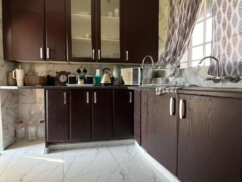 3 Bedroom house available for rental - Photo 10