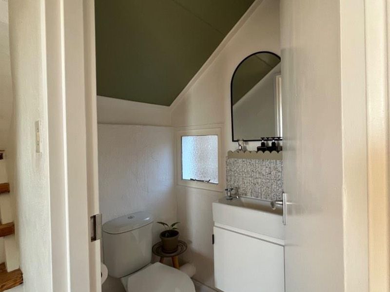 Fully Furnished Duplex with Stunning Views – Windhoek West for Rent ! N$ 20 000 pm - Photo 5
