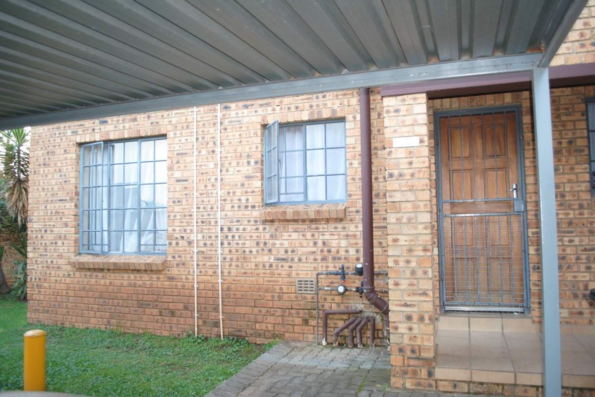 Apartment in Meyerton - Photo 4
