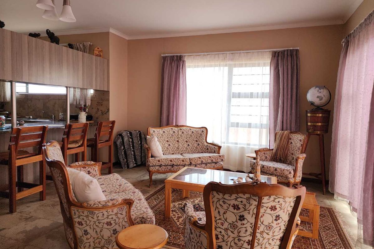 Second row house from the sea in Sunbay, Henties Bay. - Photo 3