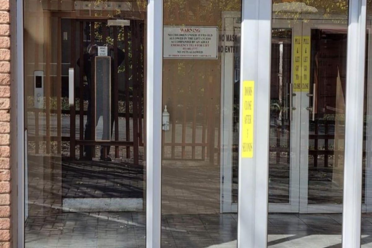 Perfect Starter Unit Or Great Investor opportunity in Parkdene, Boksburg - Photo 3