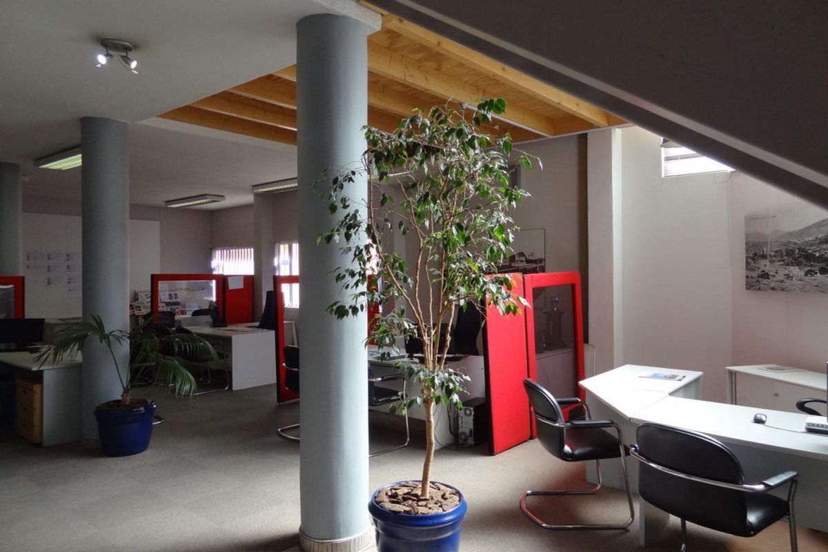 Prime Office Space with Retail Frontage on Independence Ave! - Photo 2