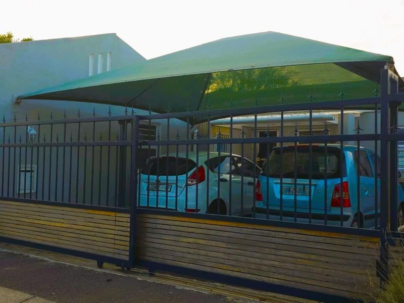 Secure Cul-de-Sac Setting in Le park form1 May 2026 - Photo 2