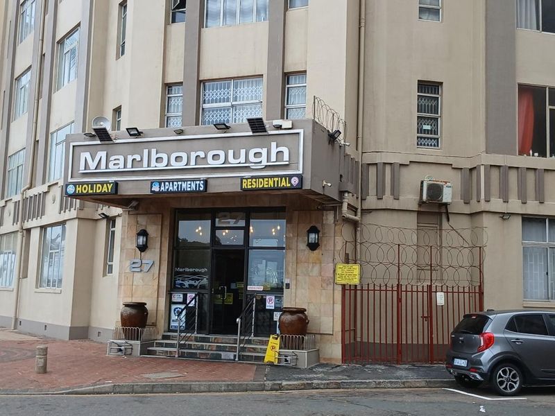 Secure 1-Bedroom Apartment in Vibrant Durban Central Complex - Photo 2