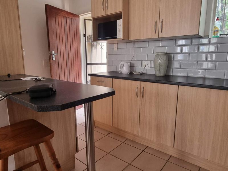 Spacious 1 Bedroom, 1 Bathroom Furnished Garden Flat for Rent - Photo 8