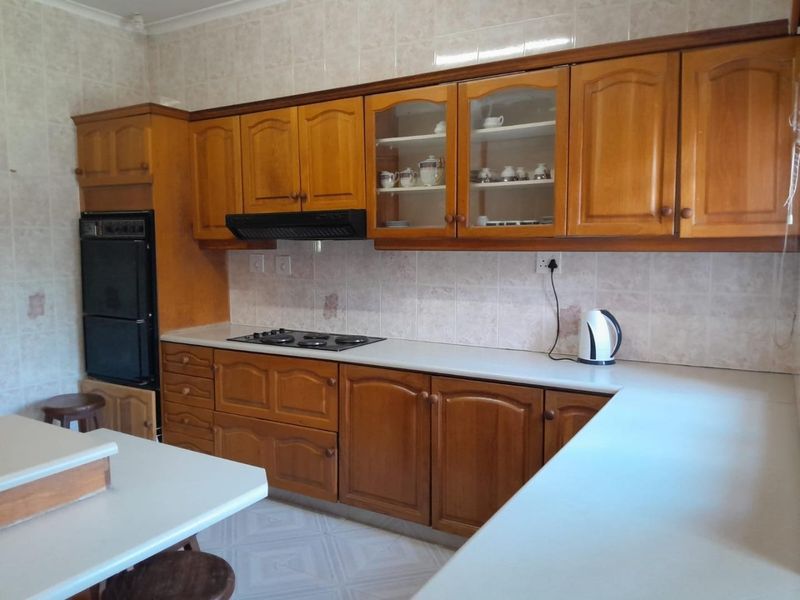 3 Bedroom House for sale in Silverglen - Photo 8