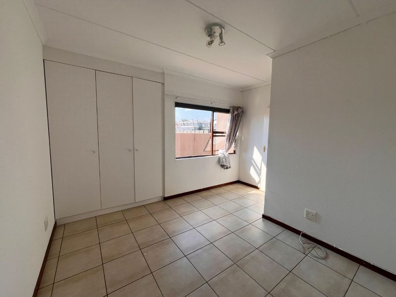 2 BEDROOMS APARTMENT FOR RENTAL IN HELDERWYK ESTATE - Photo 6