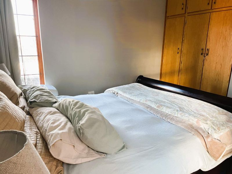 Warm, engaging family home in Northern Suburbs. - Photo 10