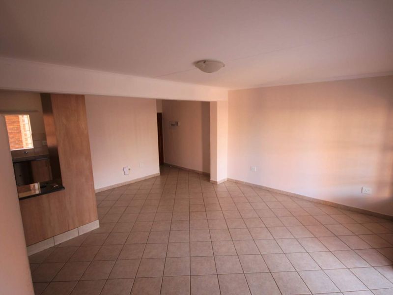 Perfect Lock-Up-and-Go Available from June 2026! - Photo 10