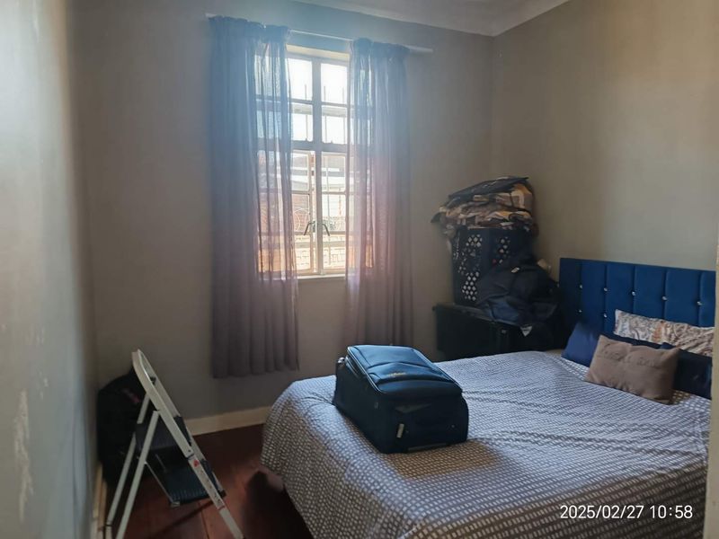 3 Bedroom House For Sale right behind UJ! (ready for students or family) - Photo 10