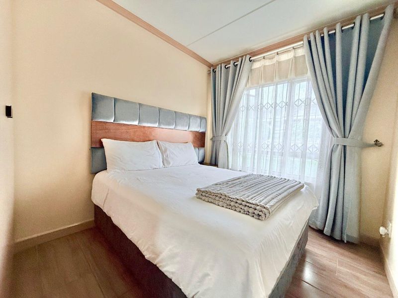 Charming Ground Floor Apartment in Secured Estate – Ideal for Young Professionals. - Photo 10