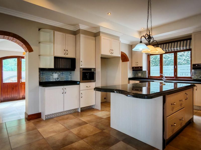 Magnificent residence with flatlet for sale in Estate D Afrique - Photo 8