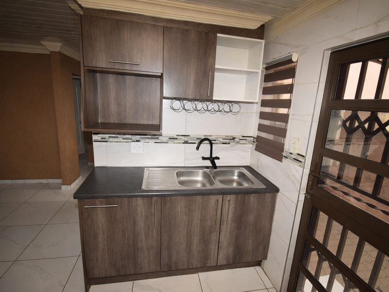 Beautiful Home in QUANTUM - Photo 10