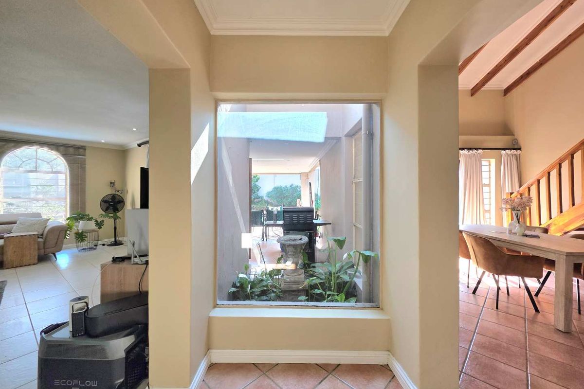Stunning 3-Bed Cluster with Private Pool & Separate Flatlet in Secure Estate - Photo 4