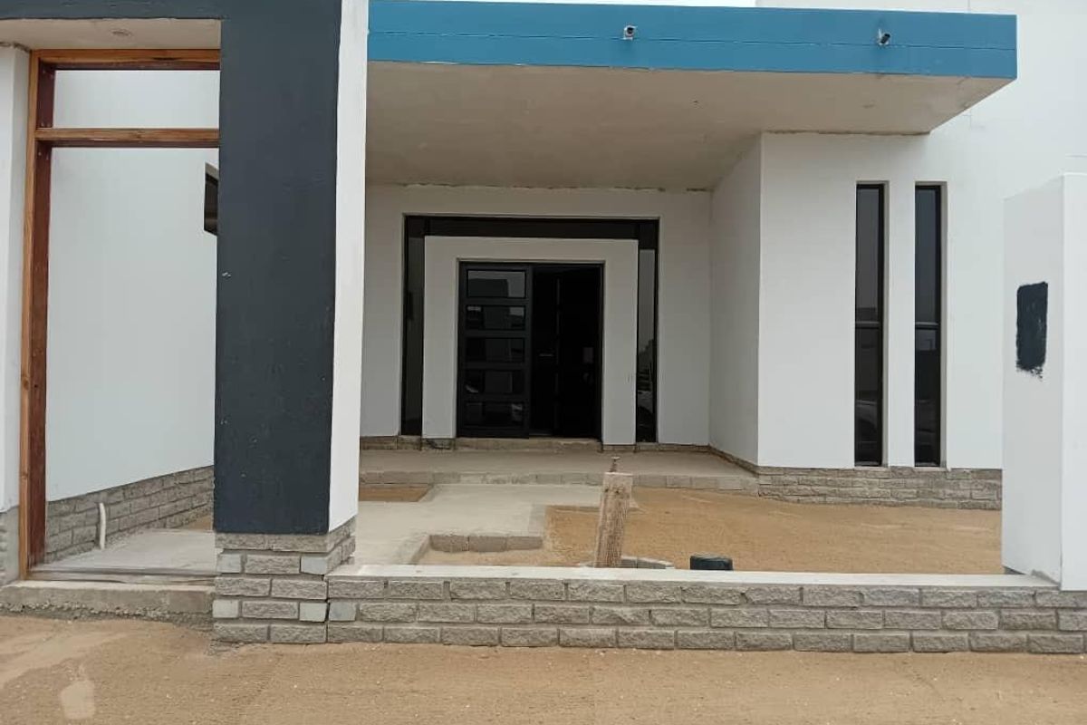🏡 WALVISBAY, WAKUNA  BEACH — YOUR COASTAL DREAM HOME for sale ❗️N$ 3100 000 cost exclusive - Photo 3