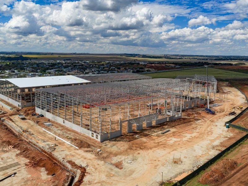 New Logistics Warehouse To Let in Glen Marais | 42,606m2 - Photo 5