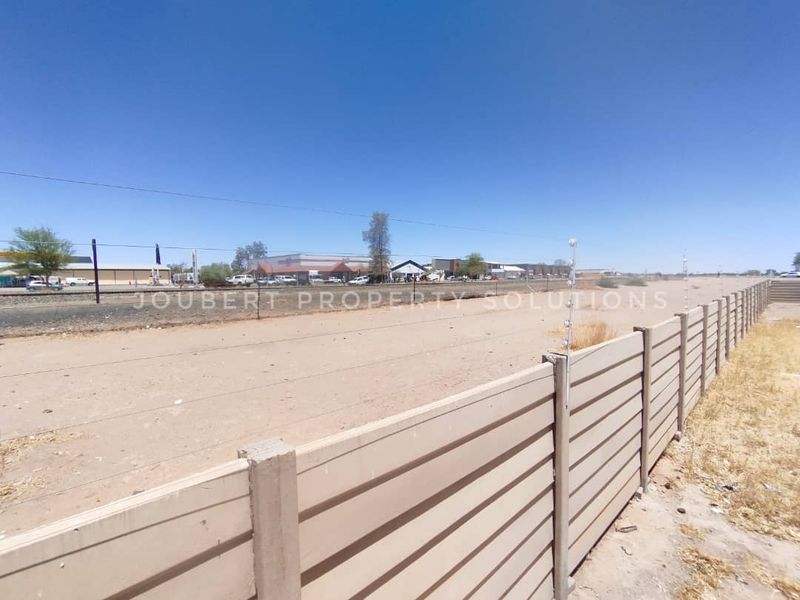 BUSINESS INVESTMENT PROPERTY FOR SALE IN MARIENTAL - NAMIBIA - Photo 9