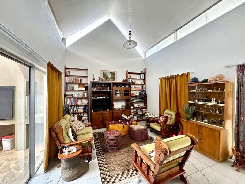 3 Bedroom House For Sale in Elisenheim - Photo 2