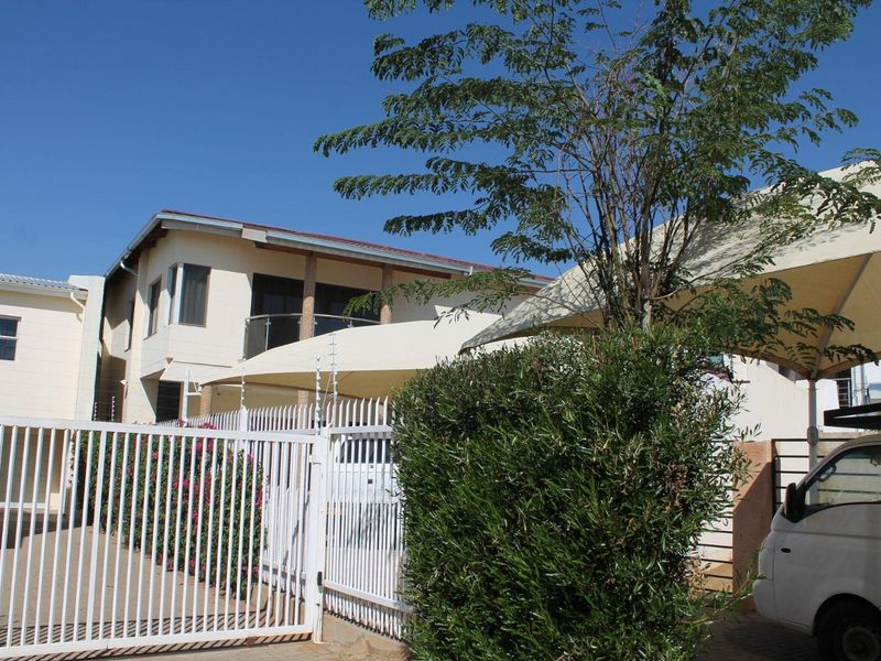 STUNNING MODERN DOUBLE-STOREY HOME FOR SALE IN CIMBEBASIA. - Photo 3