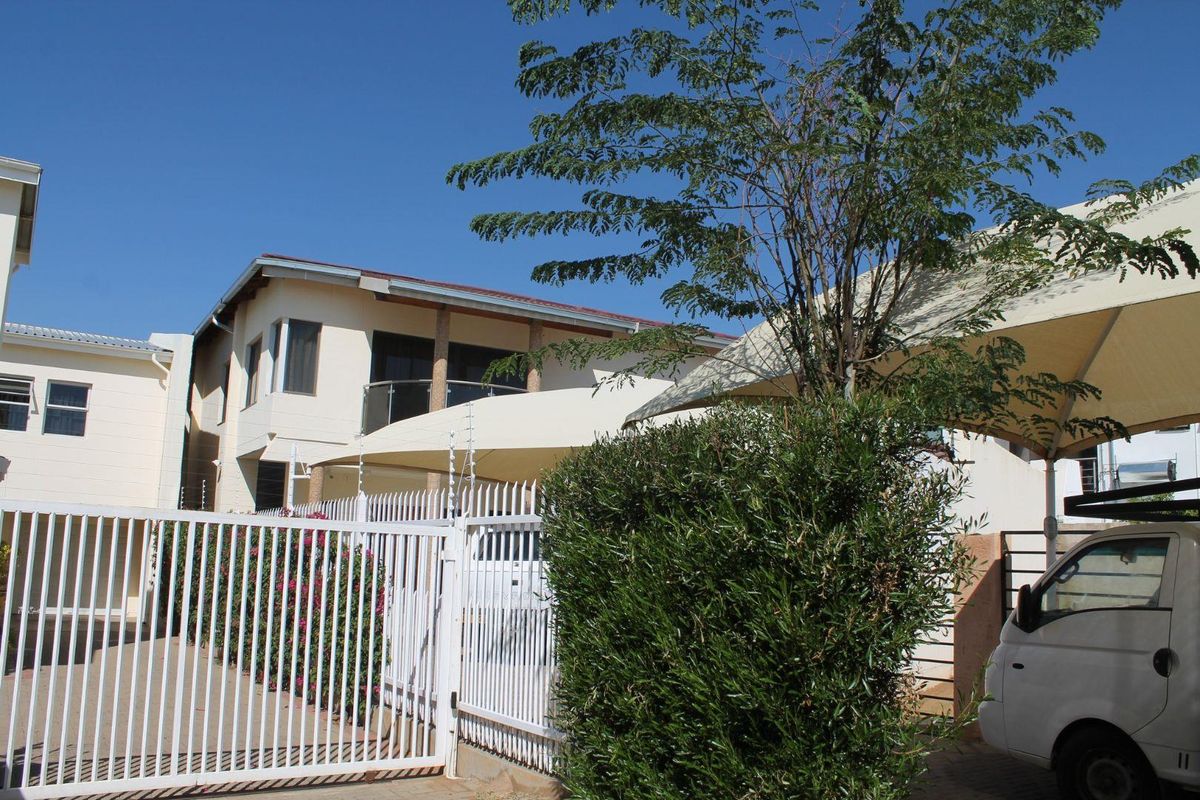 STUNNING MODERN DOUBLE-STOREY HOME FOR SALE IN CIMBEBASIA. - Photo 3