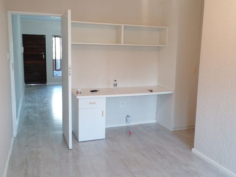 A CHARMING ONE BEDROOM APARTMENT - Photo 7
