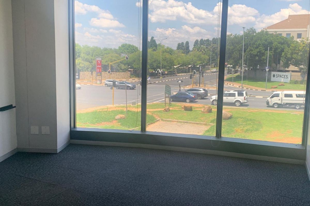 1 384m2 Rivonia Office To Let - Photo 5