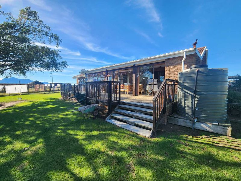 NEAT WELL MAINTAINED WELL LOCATED SMALLHOLDING - Photo 5