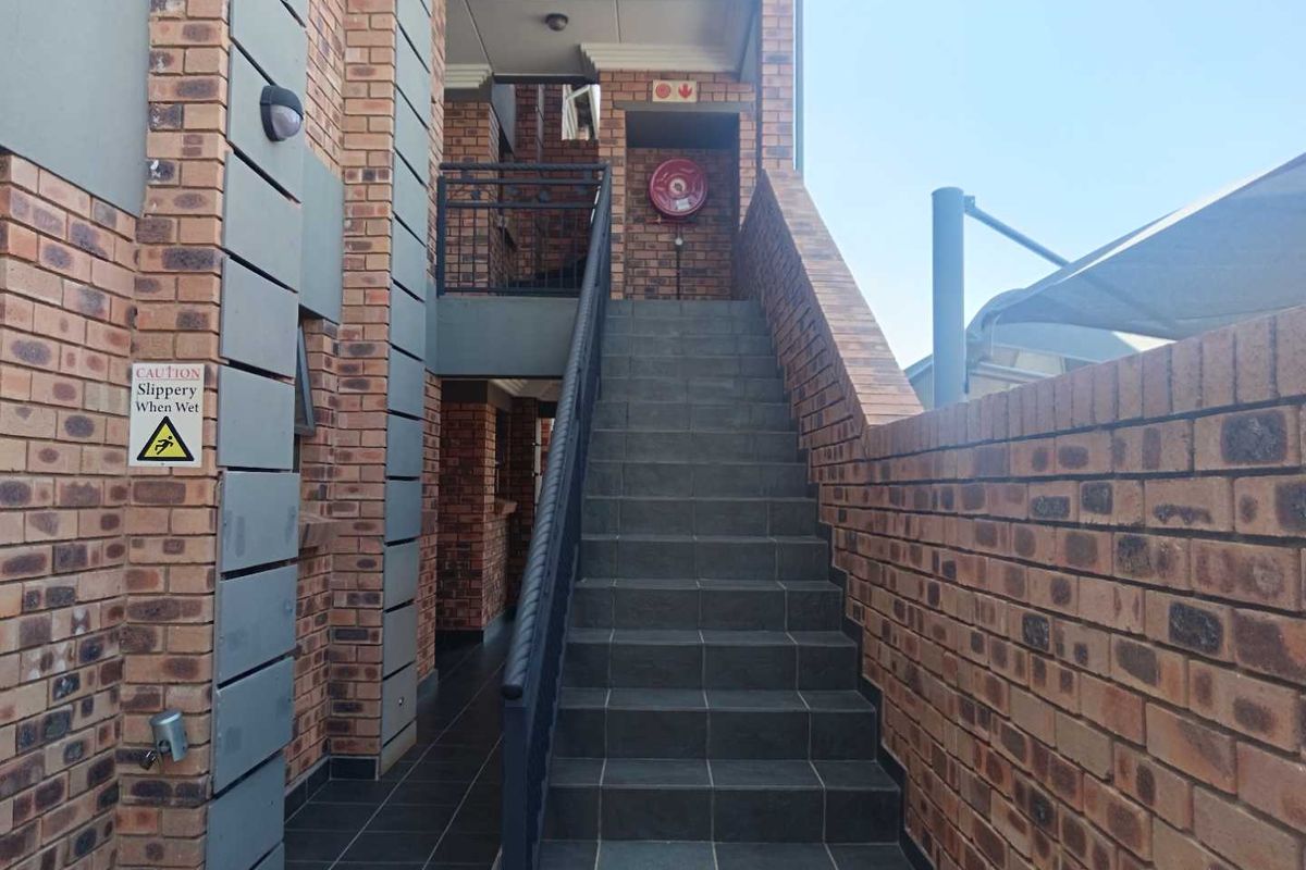 1St floor Flat - Photo 3