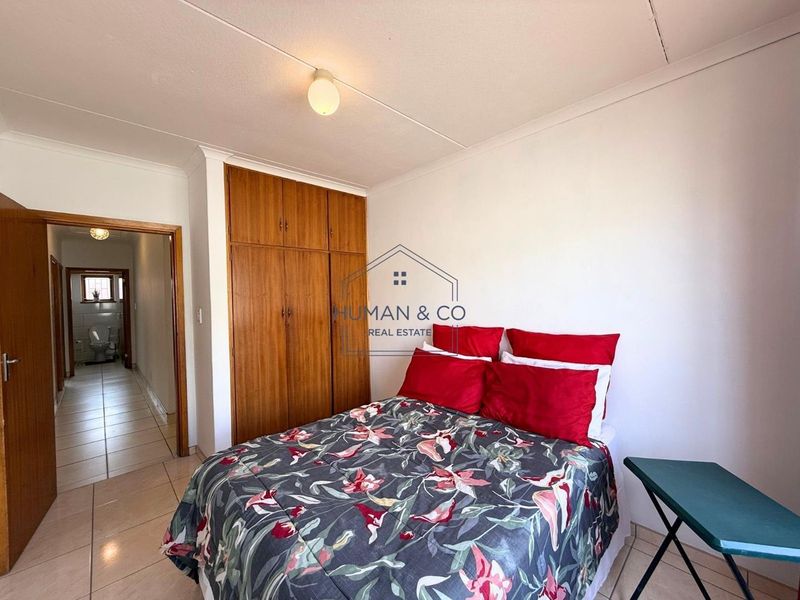 Very neat and well-maintained 3 bedroom home in Narraville; Walvis Bay - Photo 9